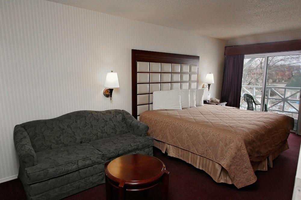The Wisconsin Hotel & Conference Center Lake Delton Exterior photo